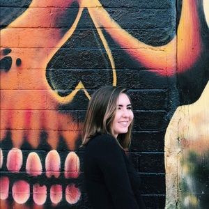 Meet your Posher, Savannah